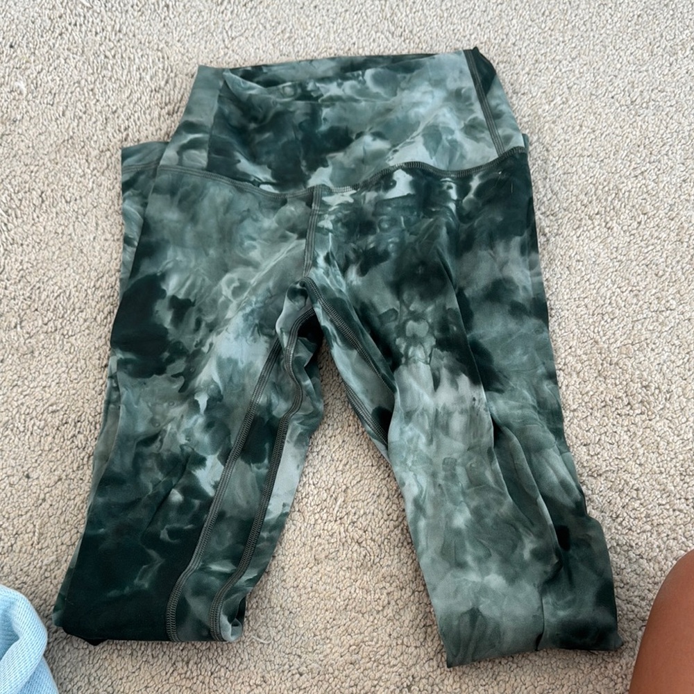 Lululemon leggings